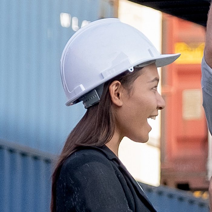 amazon fba distributor worker